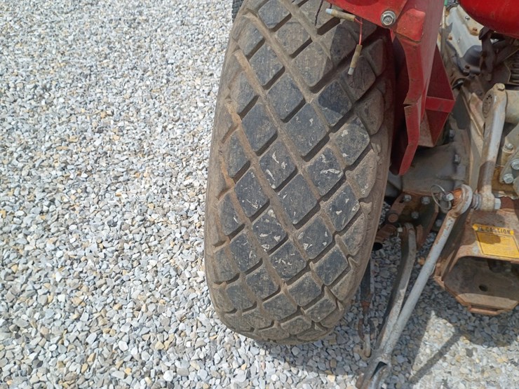 1978-massey-ferguson-210-image-47
