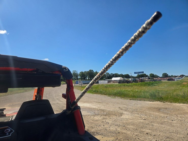 #24985-•-2021-can-am-1000-side-by-side-image-58