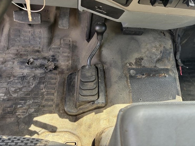 2016-ford-f450-image-21