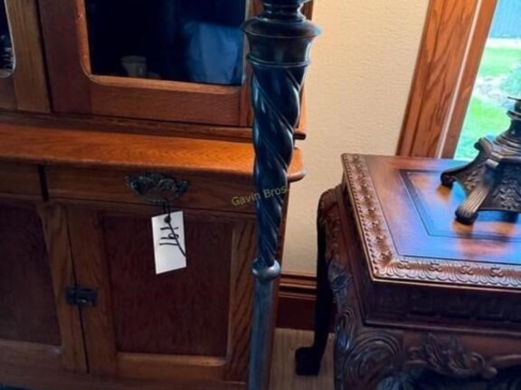 floor-&-table-lamp-image-4
