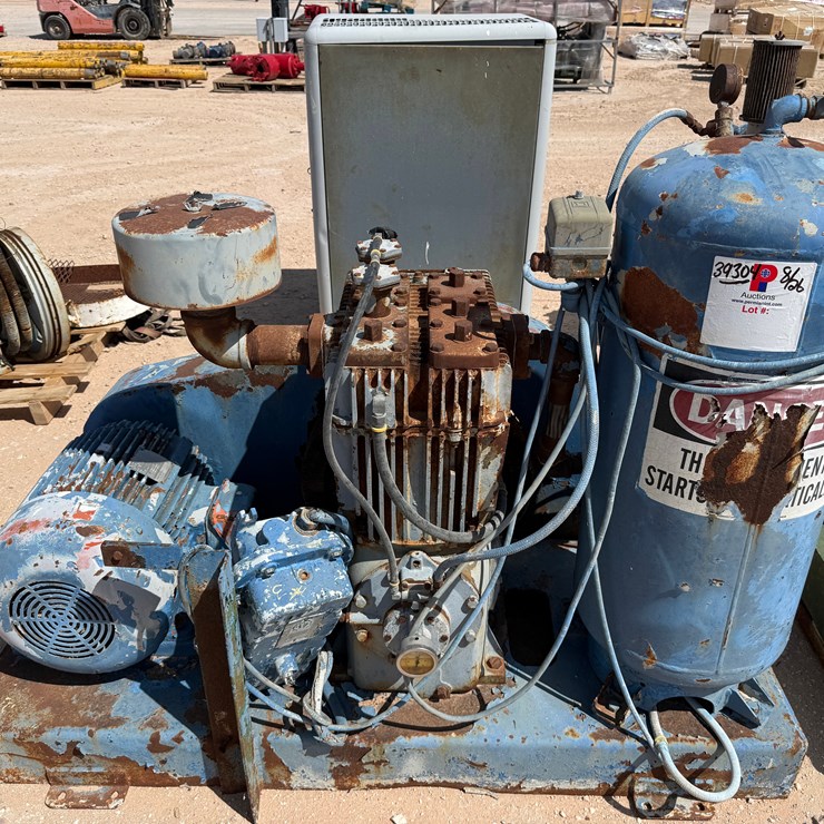 QUINCY MODEL 390, 69.2-CFM / 200-PSI INDUSTRIAL AIR COMPRESSOR P/B 25-HP ELECTRIC MOTOR MTD ON SKID
