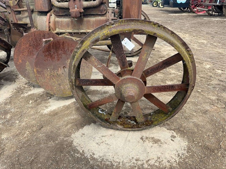 ford-with-mounted-disk-plow-image-38