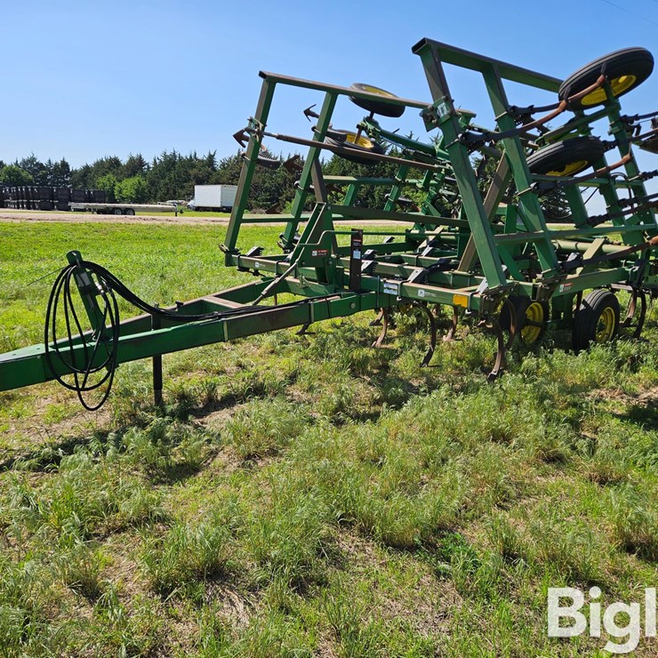 JOHN DEERE 980