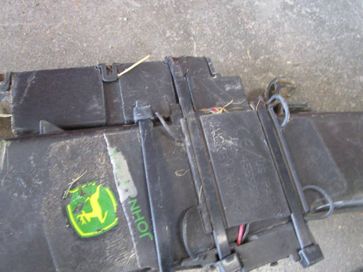 john-deere-24-image-16