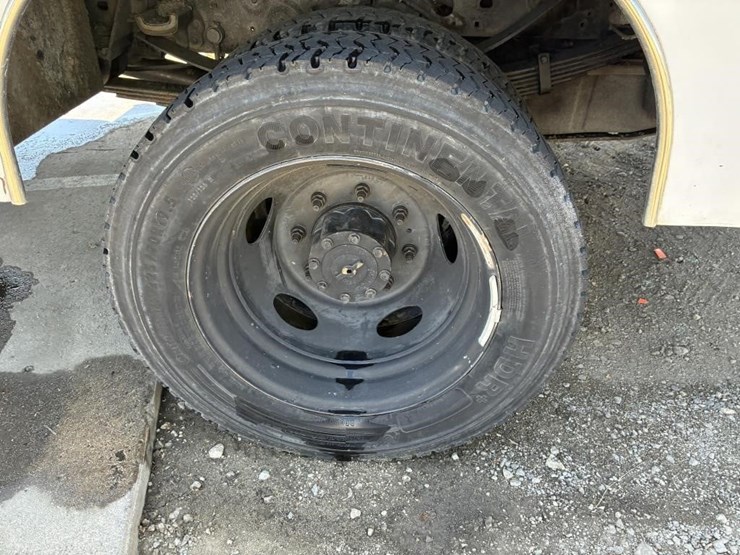 2003-ford-f450-image-7