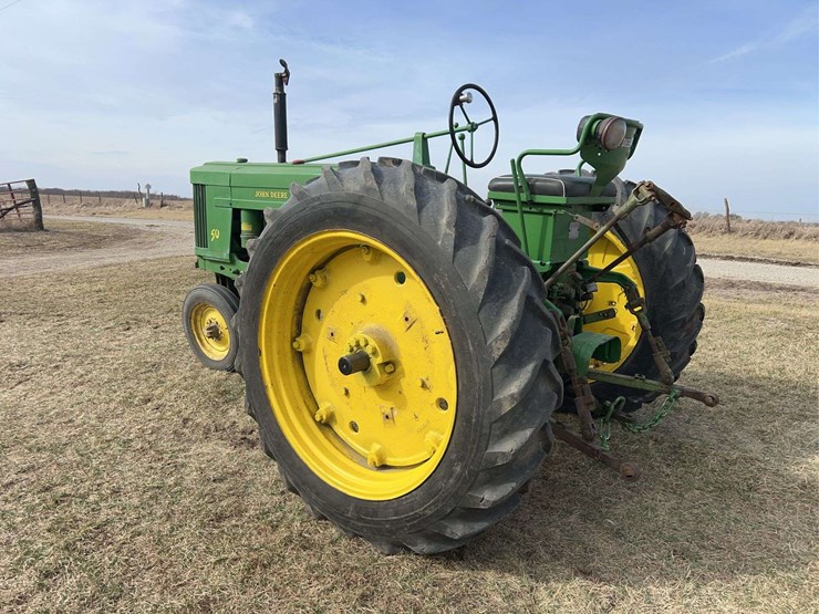 john-deere-50-image-3