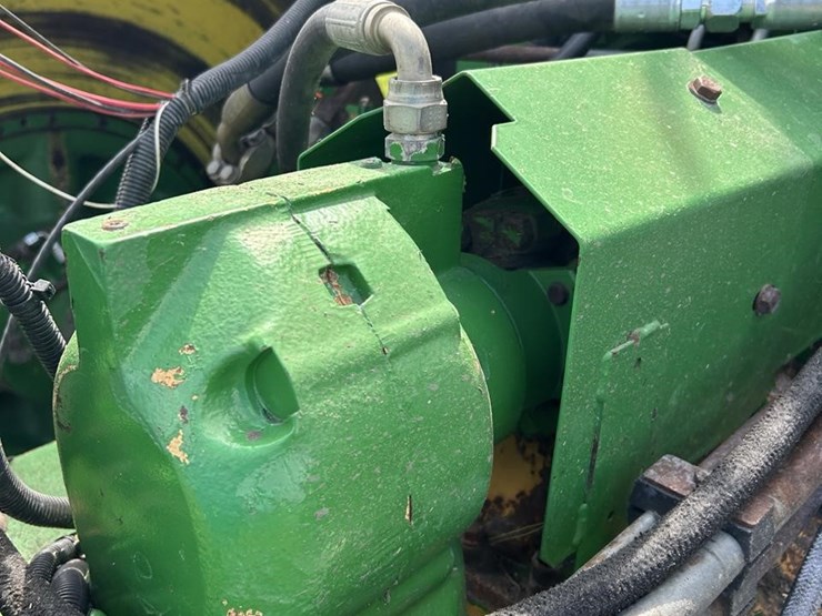 2000-john-deere-9400t-image-38