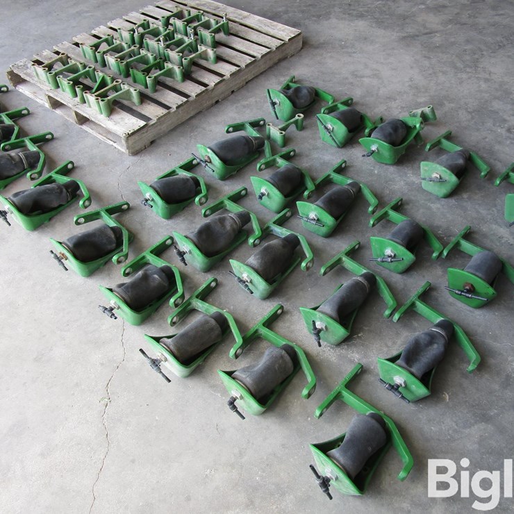 JOHN DEERE 1770