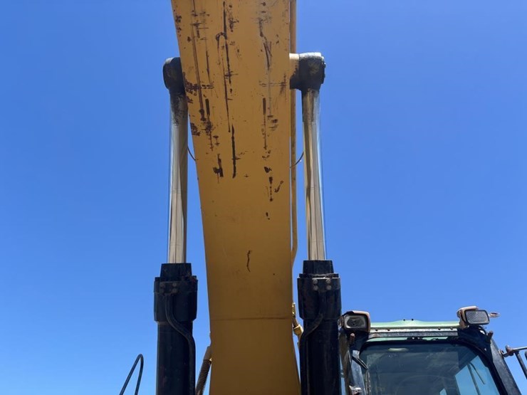 caterpillar-345c-image-18