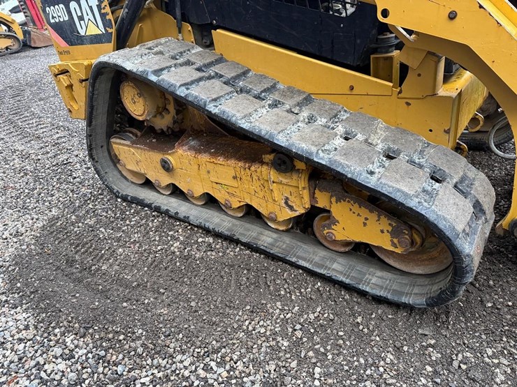 2014-caterpillar-299d-image-13