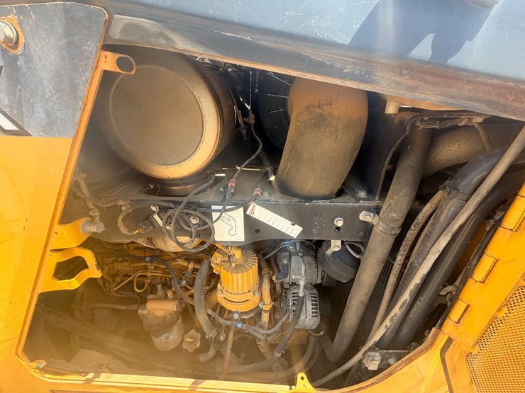 2017-deere-950k-image-32