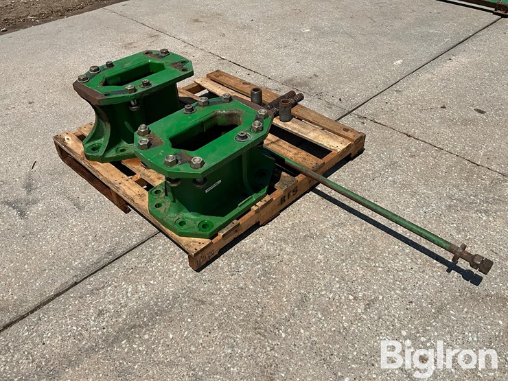 john-deere-12-image-1