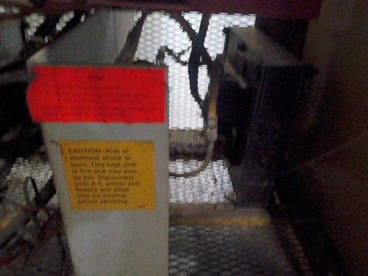 #24850-•-yale-industrial-forklift-battery-charger-image-8