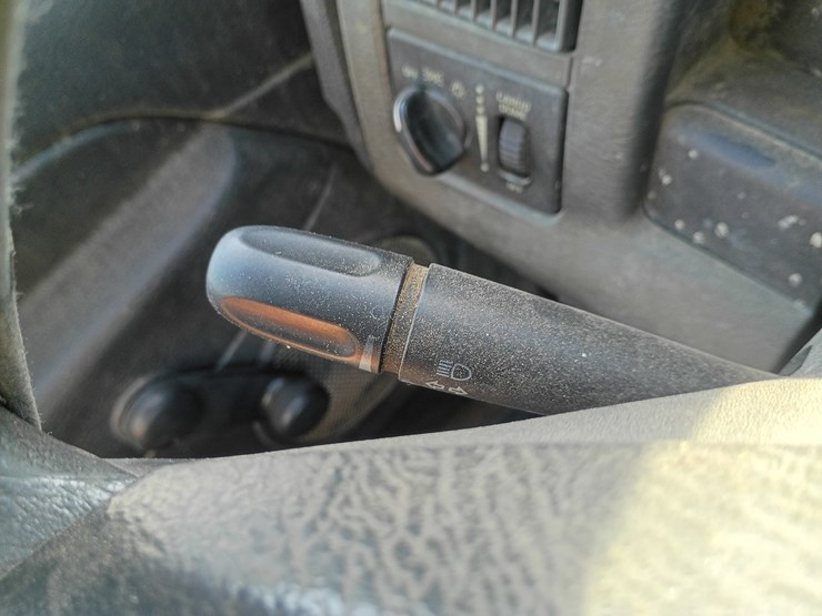 2003-dodge-ram-3500-image-48