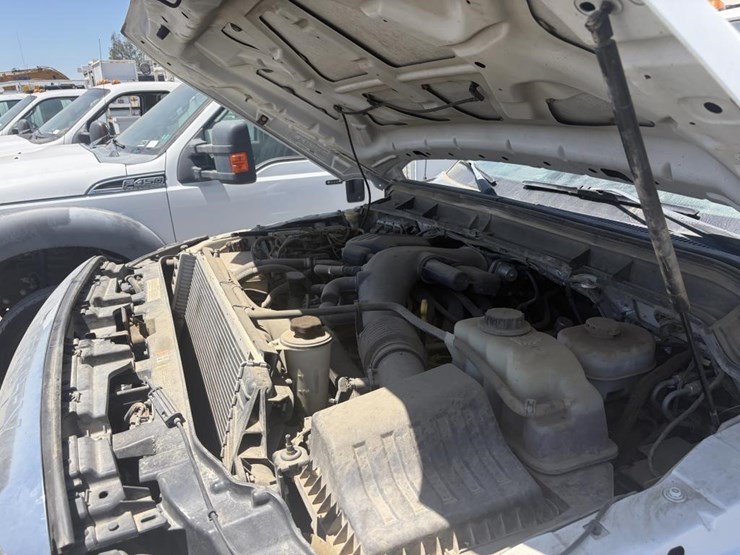 2012-ford-f450-image-8