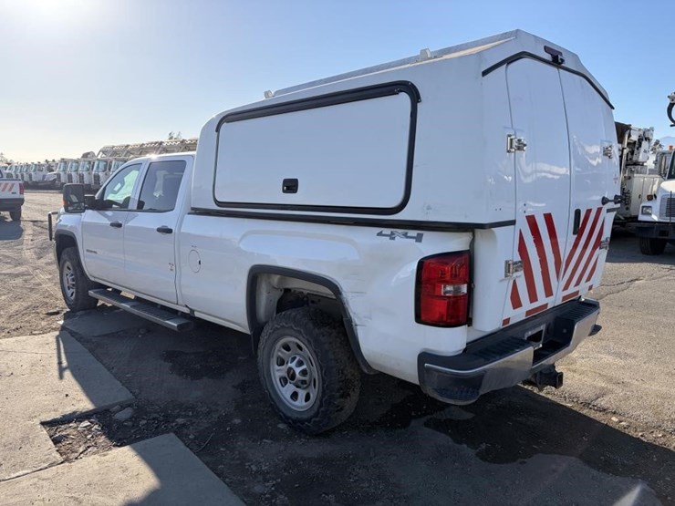 2015-gmc-sierra-3500hd-image-4