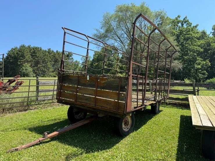 bale-cage-&-gear-image-1