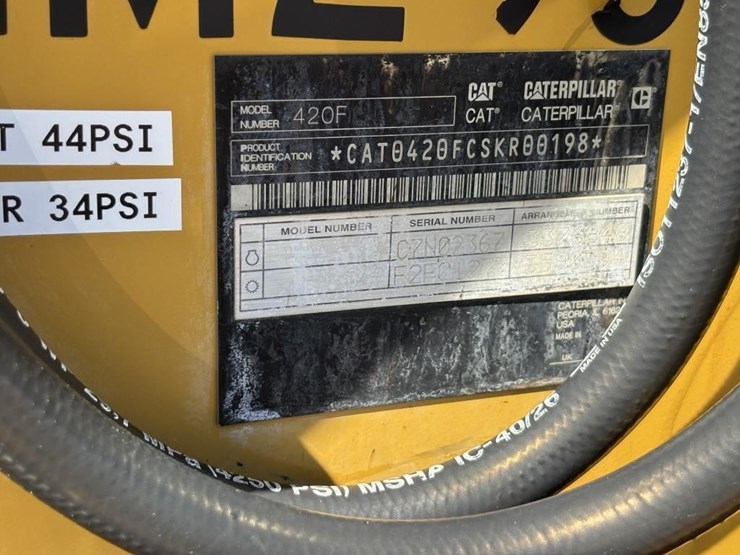 2012-caterpillar-420f-image-55