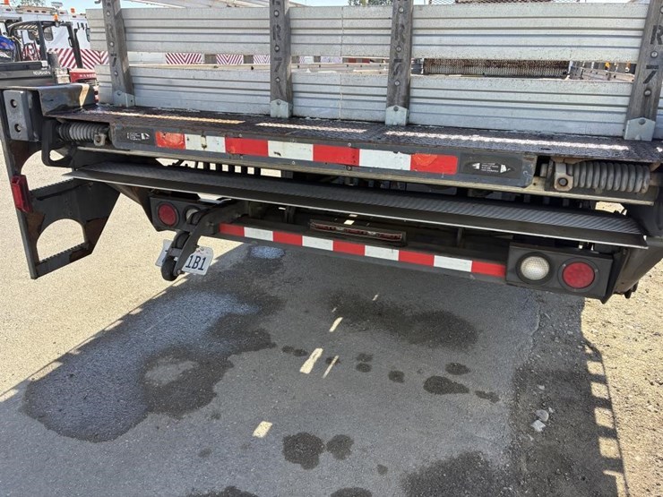 2011-ford-f650xl-image-20