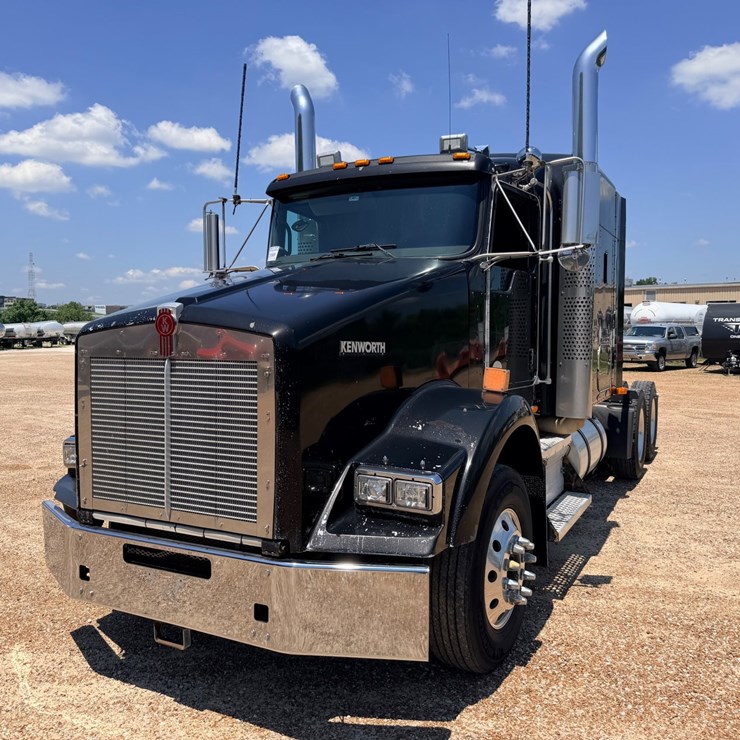 2010 KENWORTH T800