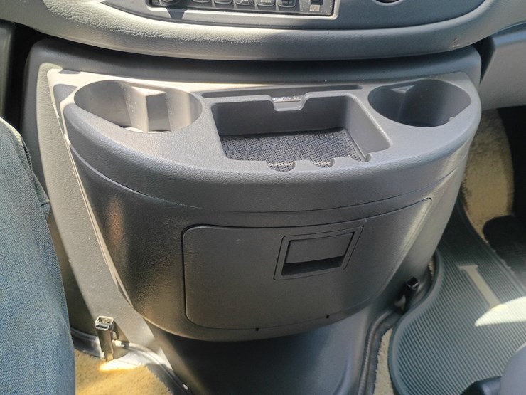 2005-ford-e450-image-43