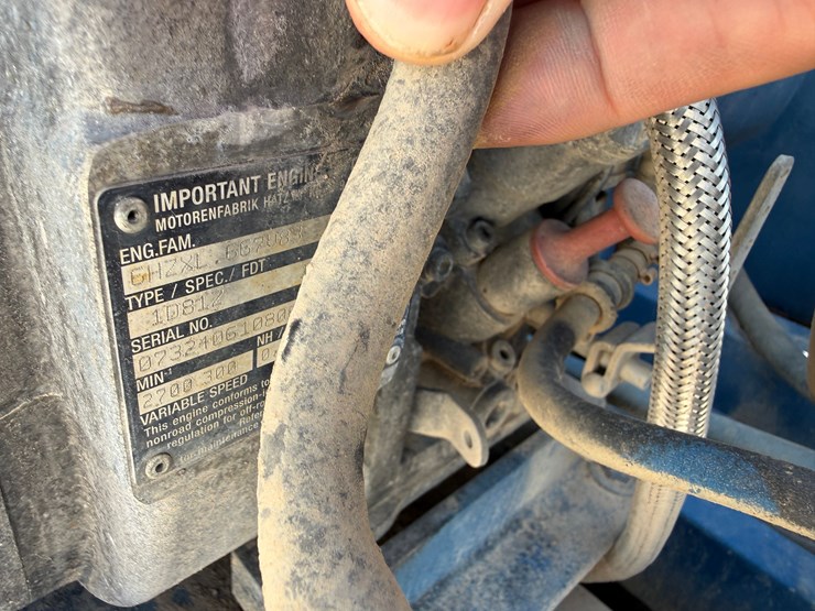 caterpillar-550-image-8