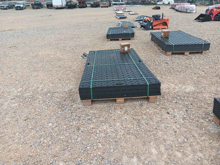 #l75-012-•-12--future-protection-mats-image-4