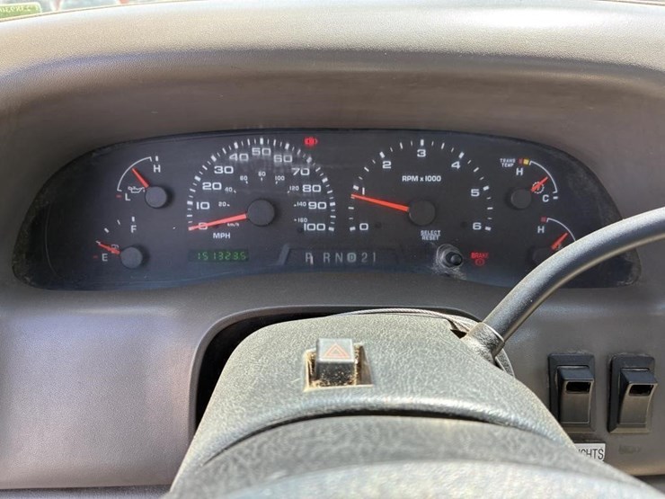 2003-ford-f450-image-21