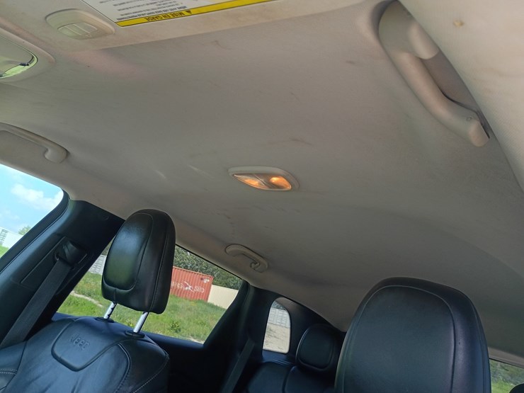 2014-jeep-cherokee-image-31