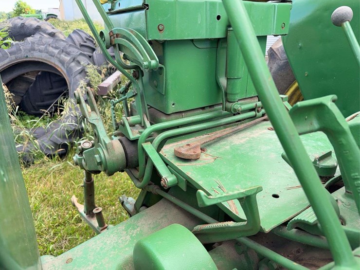 john-deere-620-image-30