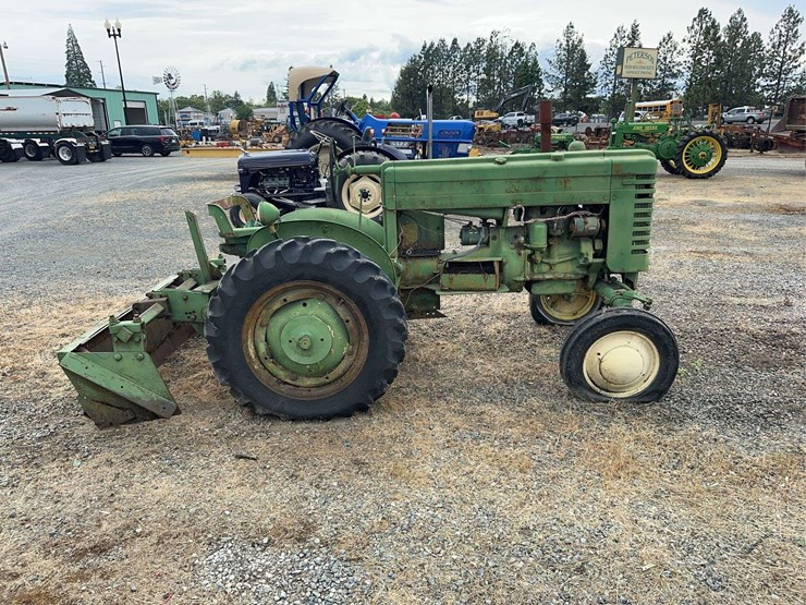 john-deere-m-image-6