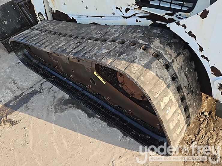 2015-bobcat-t750-image-20