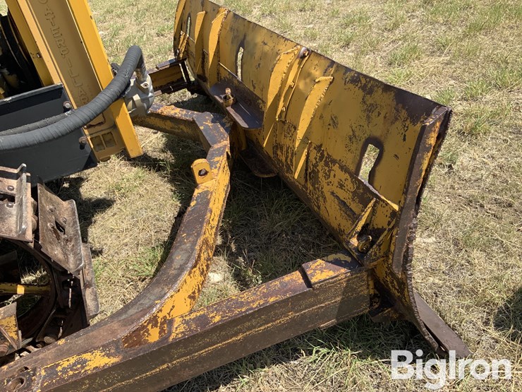 1947-caterpillar-d2-image-12