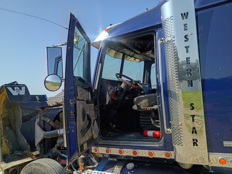 2006-western-star-4900-image-34