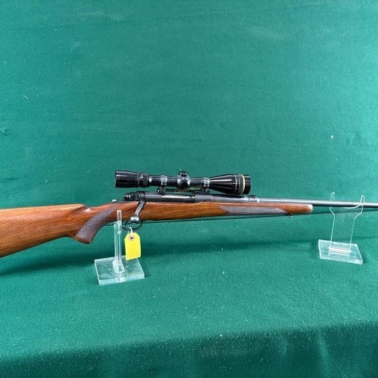Winchester Mdl.70 220 Swift Rifle