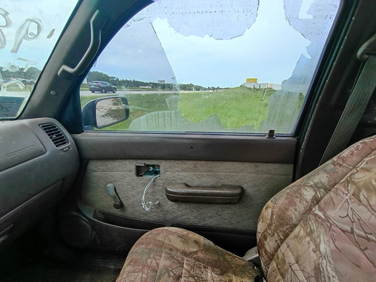 1998-toyota-tacoma-image-36