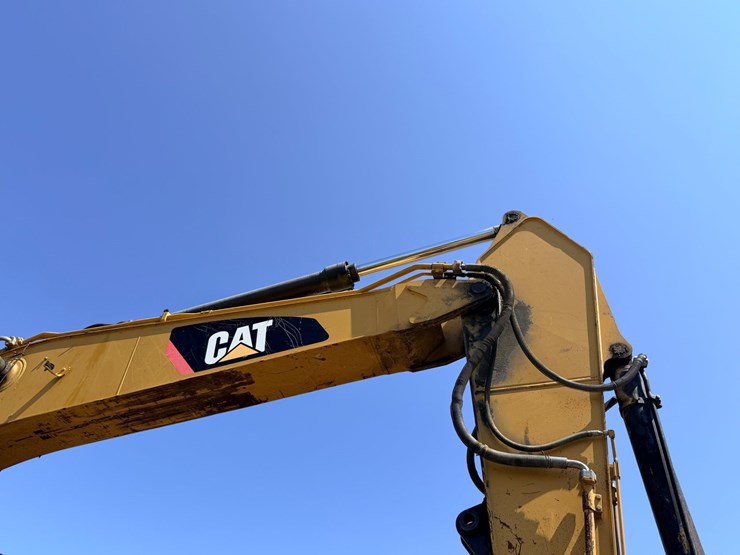 2010-caterpillar-328d-image-118