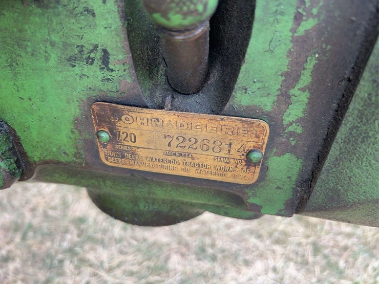 john-deere-720-image-65