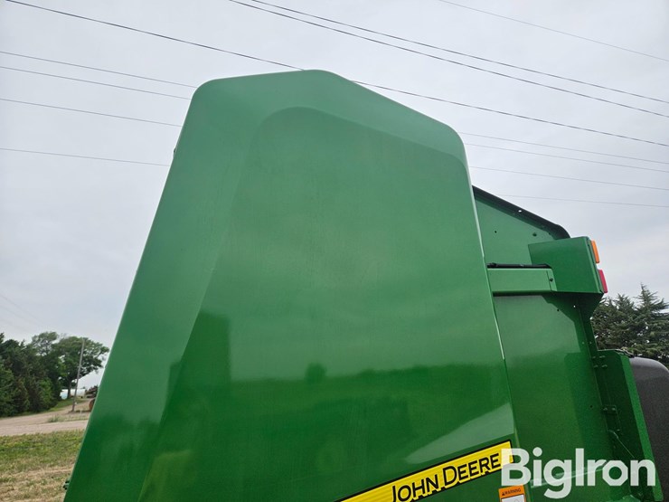 2019-john-deere-560m-image-13