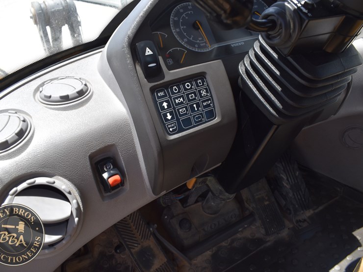 2019-volvo-l70h-image-90