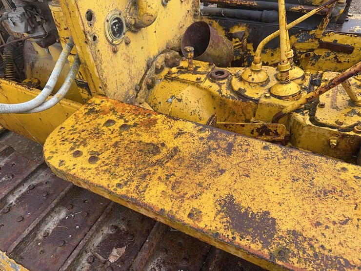 caterpillar-fifteen-image-15