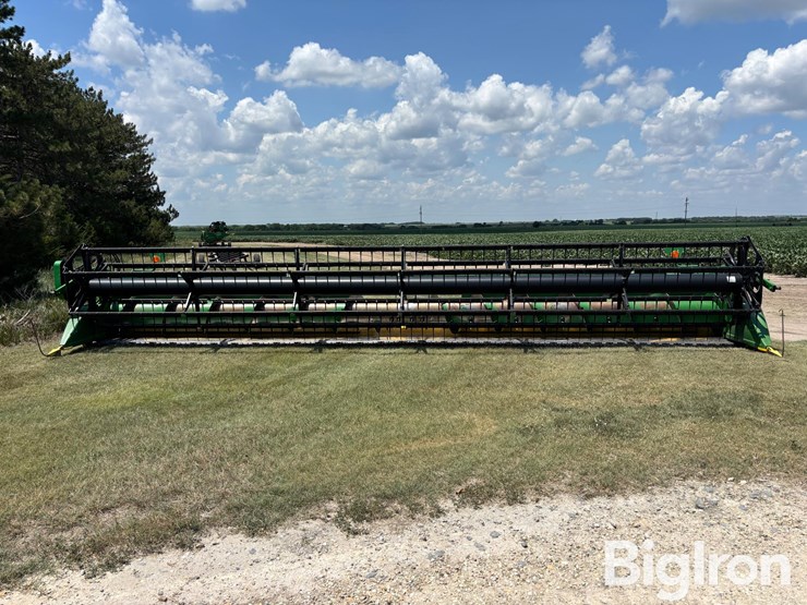 2011-john-deere-630f-image-2