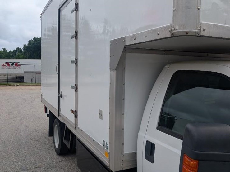 2013-ford-f550-image-5