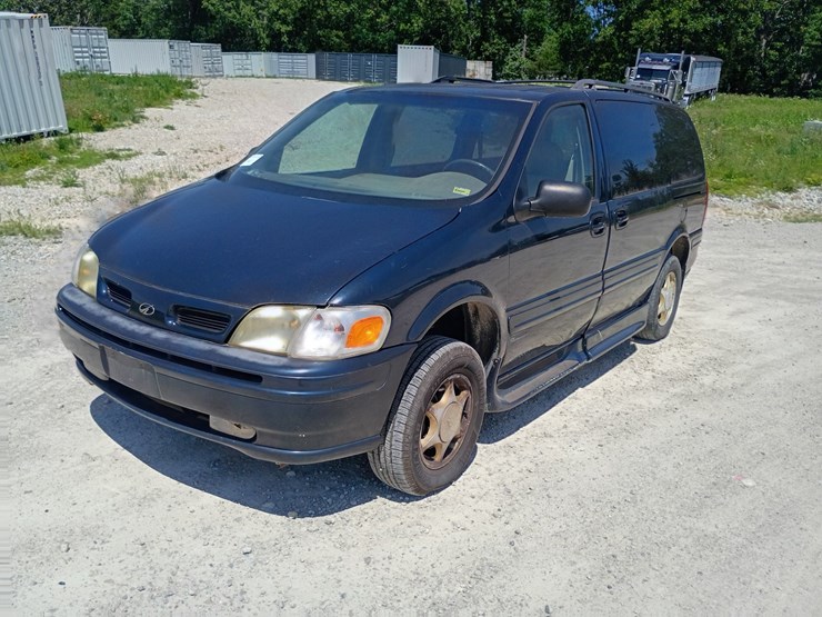#24837-•-1999-oldsmobile-silhouette-van-image-1