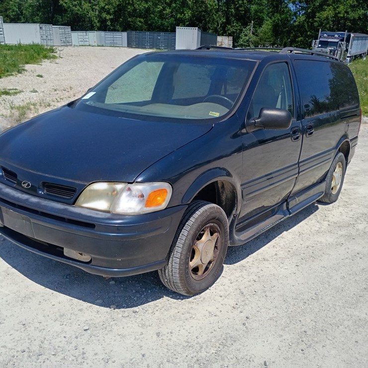 #24837 • 1999 Oldsmobile Silhouette Van