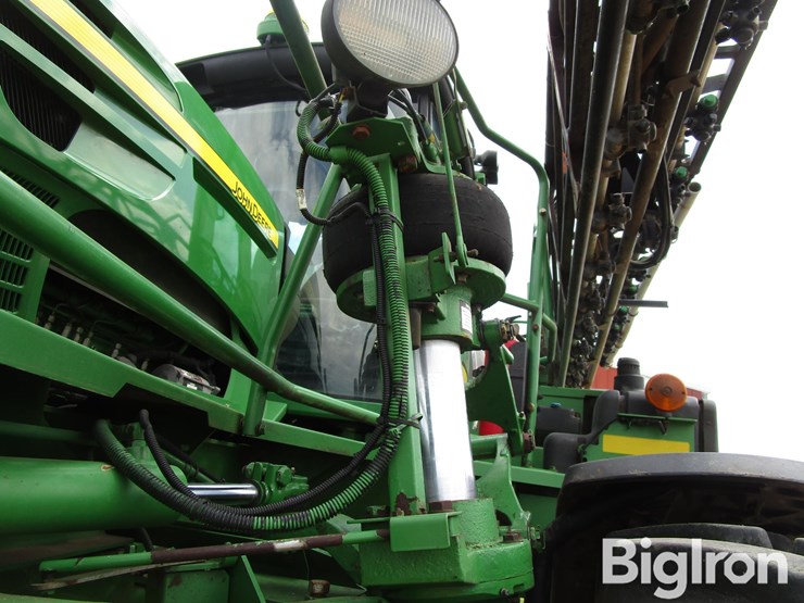 2013-john-deere-4830-image-19