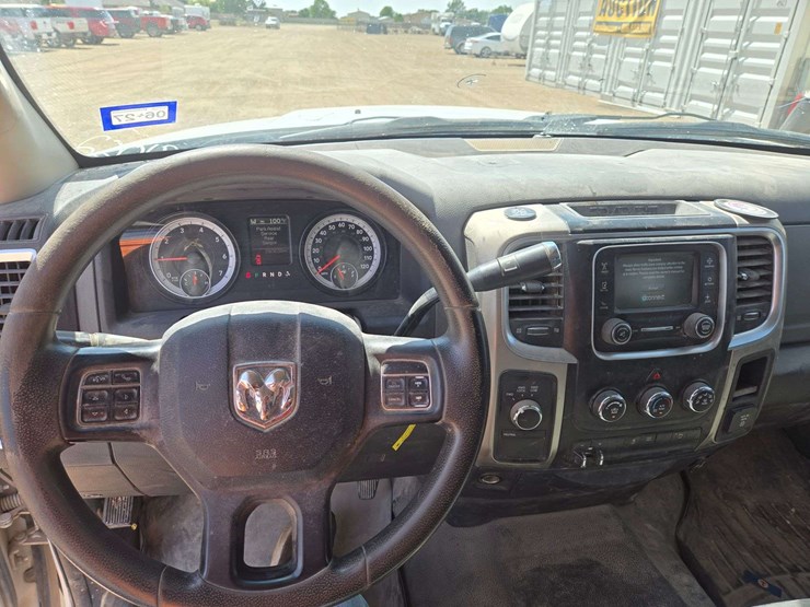 2014-ram-2500-slt-image-15