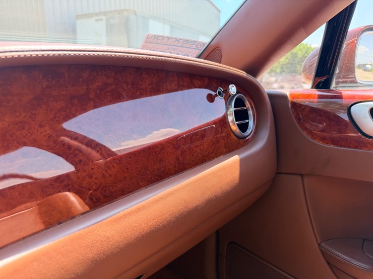#24158-•-2007-bentley-continental-passenger-car-image-32