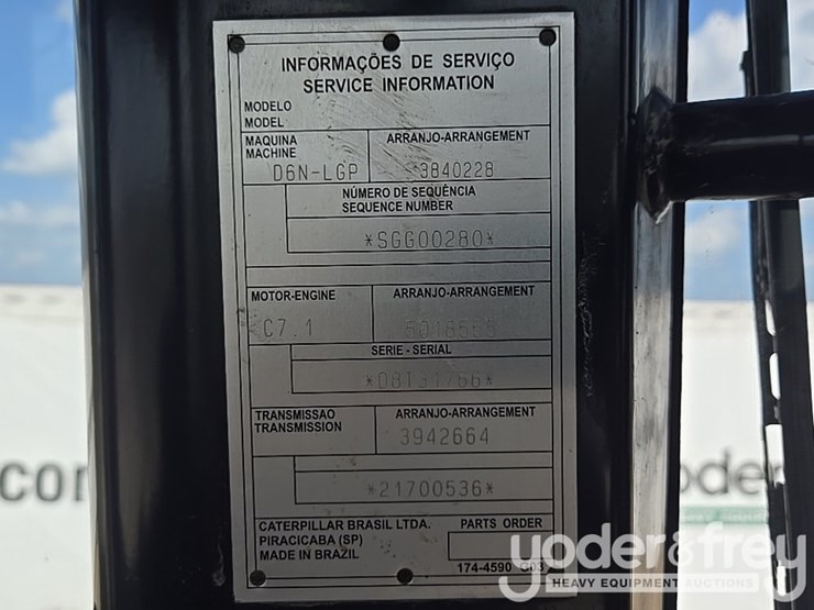 2018-caterpillar-d6n-lgp-image-69