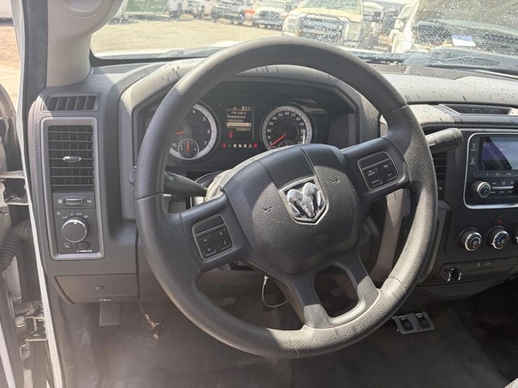 2014-dodge-ram-1500-image-14